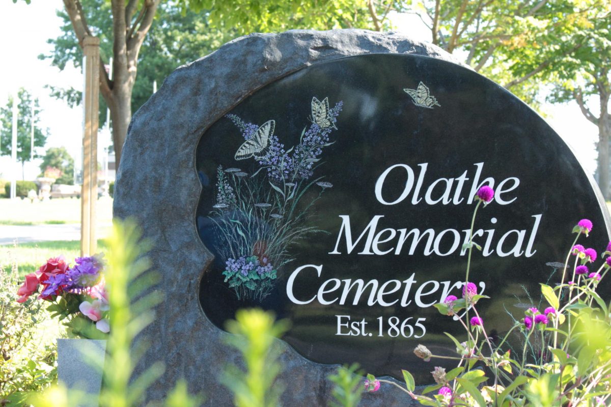 About Olathe Memorial Cemetery